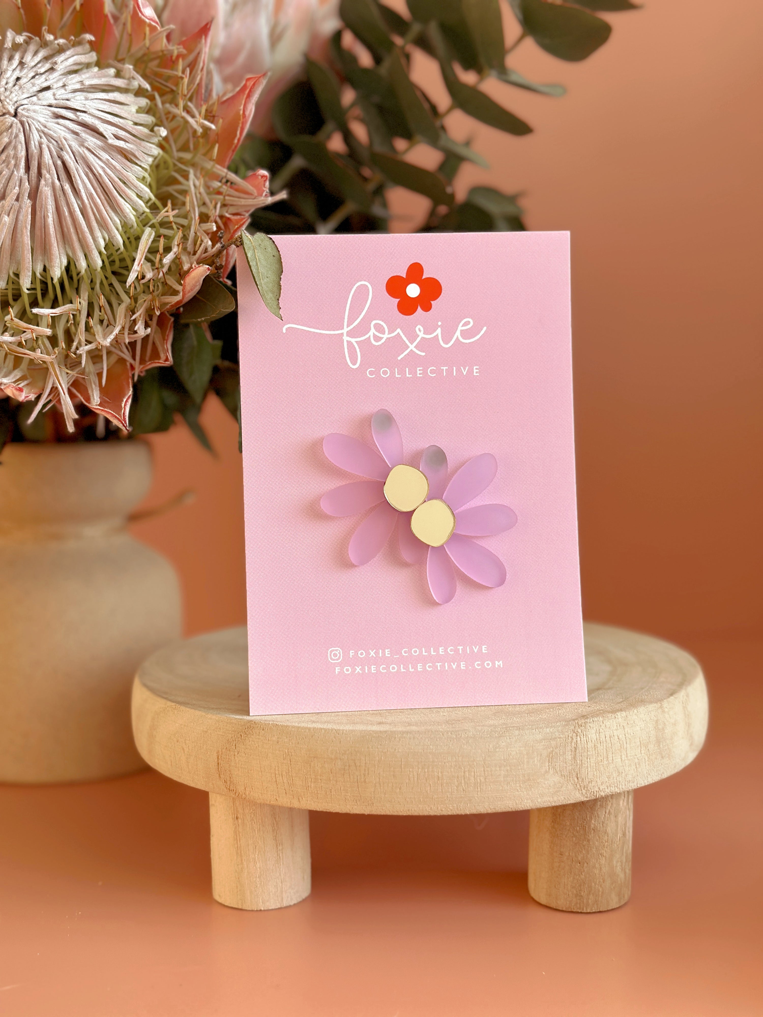Jumbo Daisy Stud Earrings| Frosted Lilac + Gold