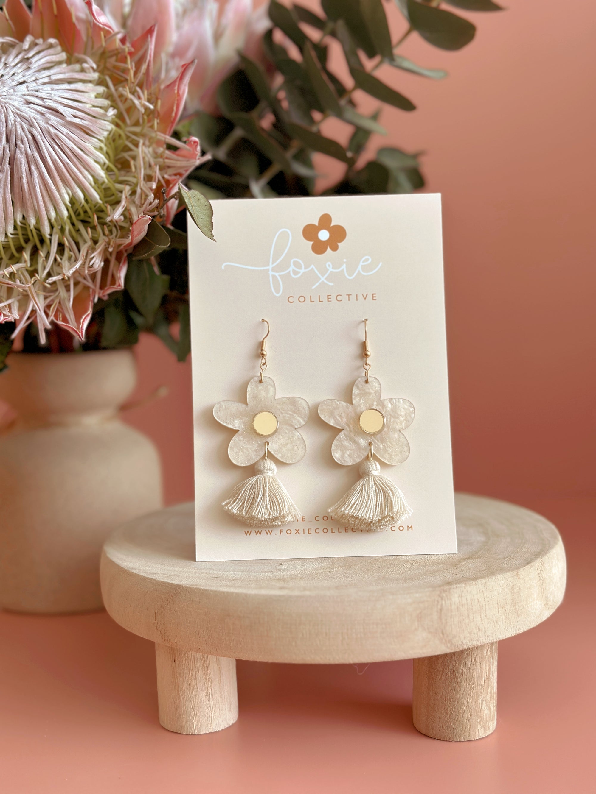 Bella Tassel Dangles | Cream Swirl + Gold