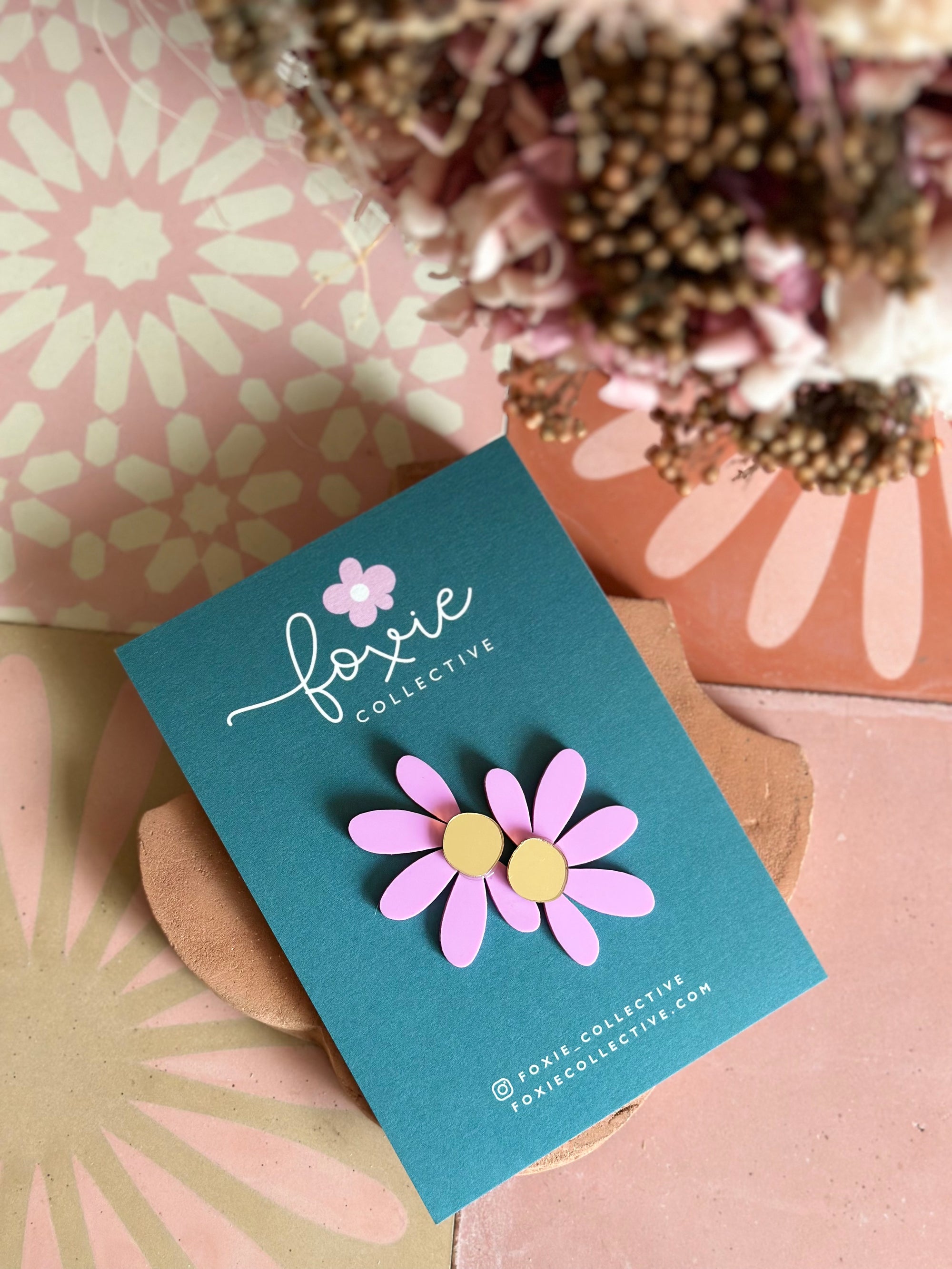 Jumbo Daisy Stud Earrings | Lilac + Gold