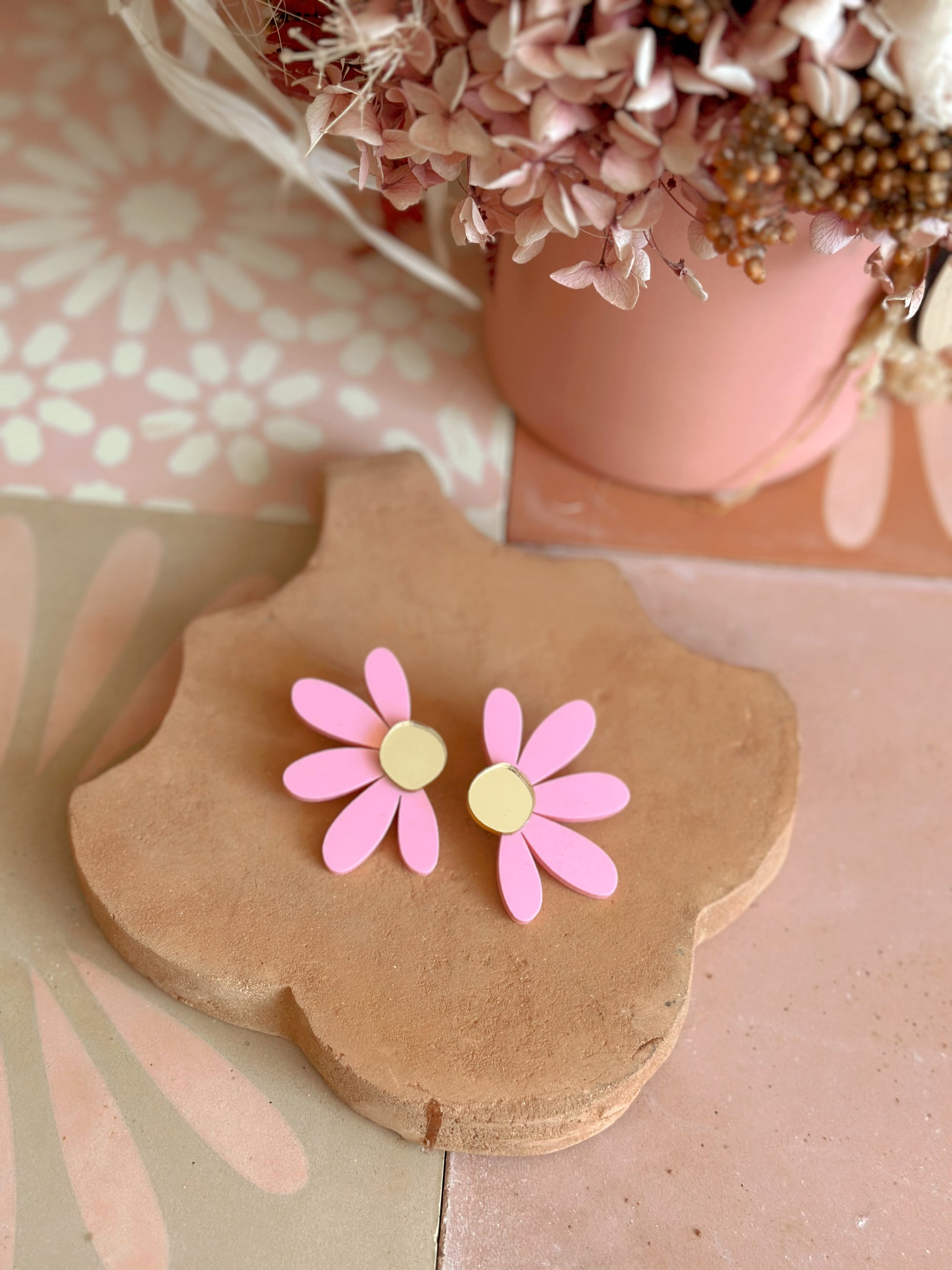 Jumbo Daisy Stud Earrings | Candy Pink + Gold