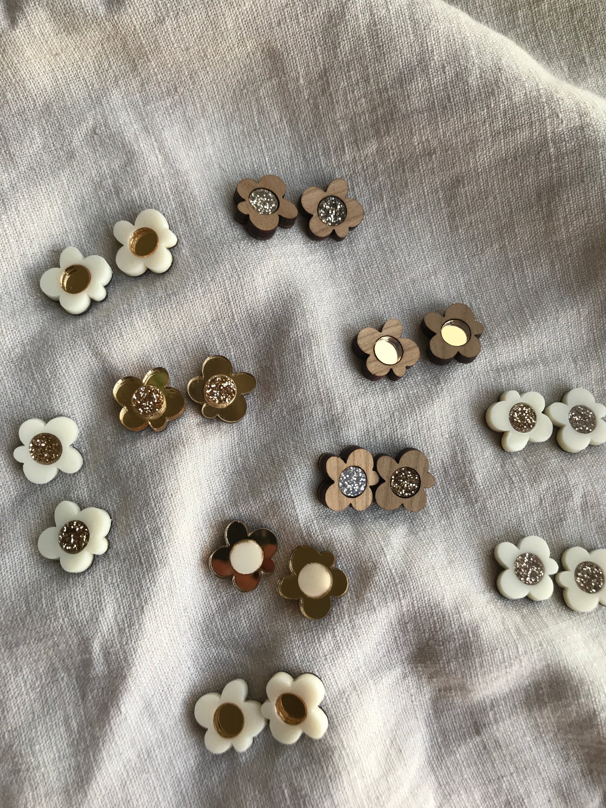 Flower Stud Earrings | Cream + Gold Mirror