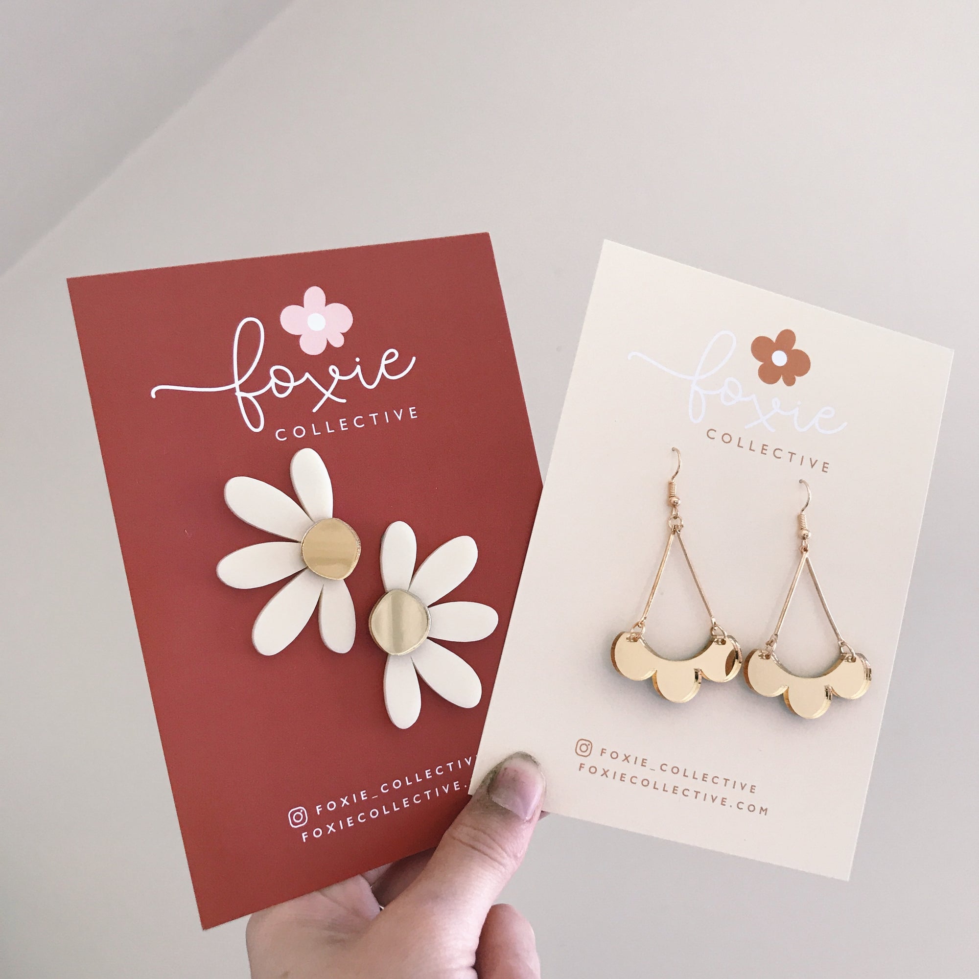 Jumbo Daisy Stud Earrings | Cream + Gold