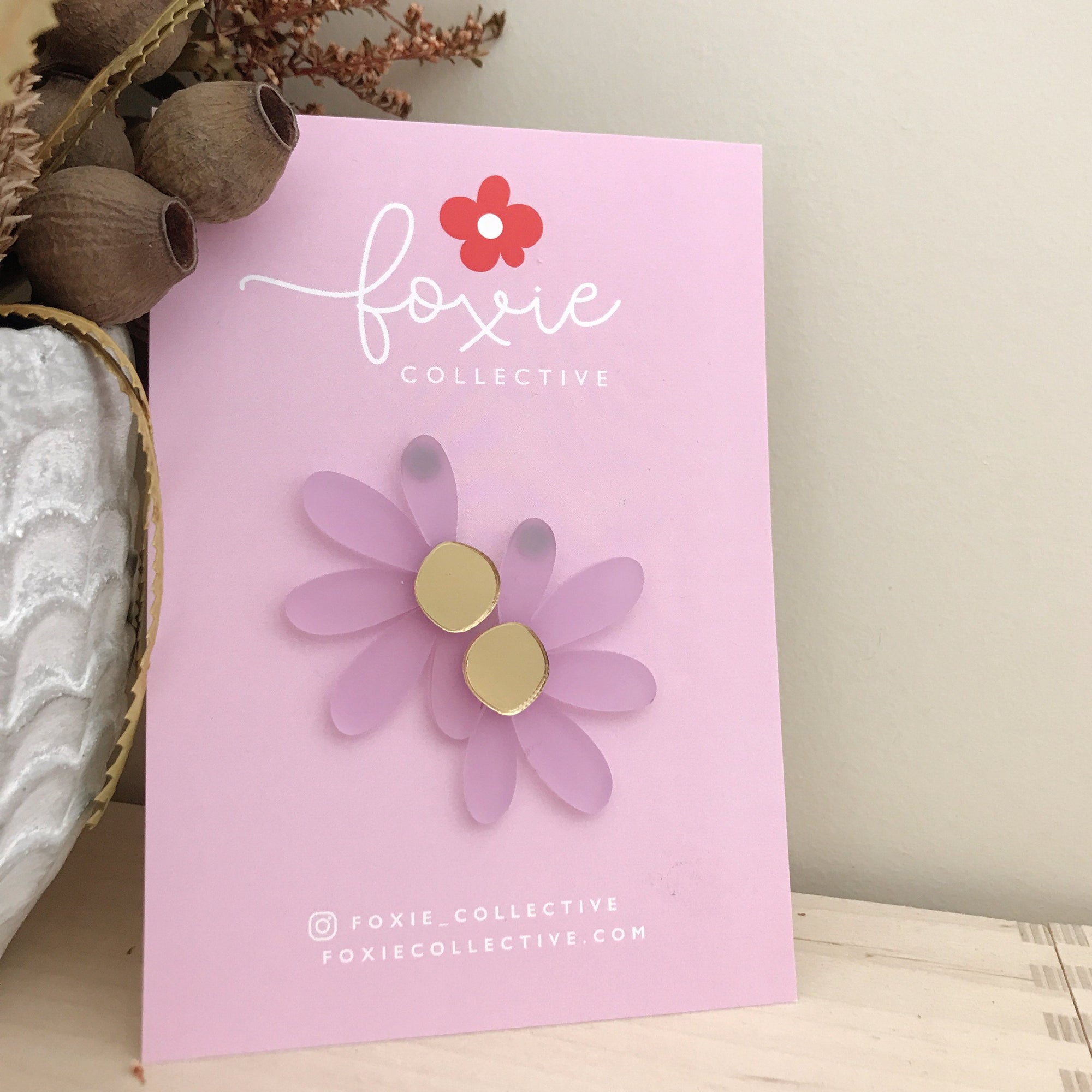 Jumbo Daisy Stud Earrings| Frosted Lilac + Gold